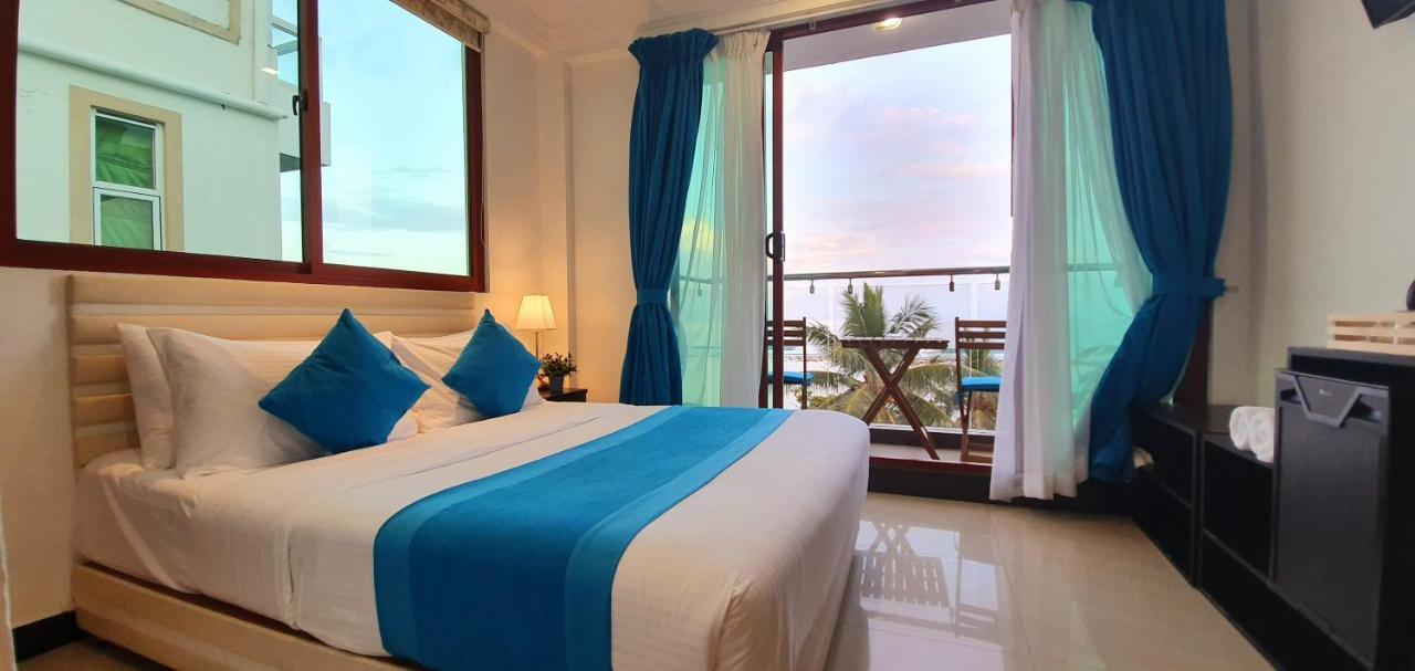 Huvan Beach Hotel At Hulhumalé Exterior foto