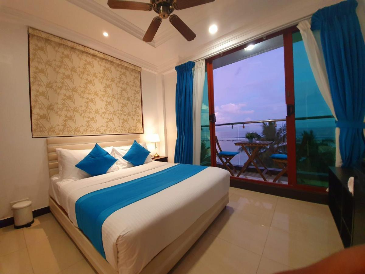 Huvan Beach Hotel At Hulhumalé Exterior foto