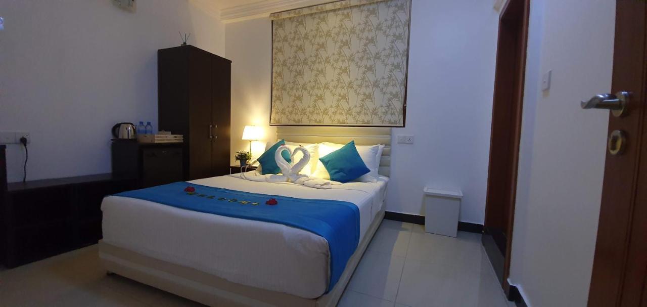 Huvan Beach Hotel At Hulhumalé Exterior foto