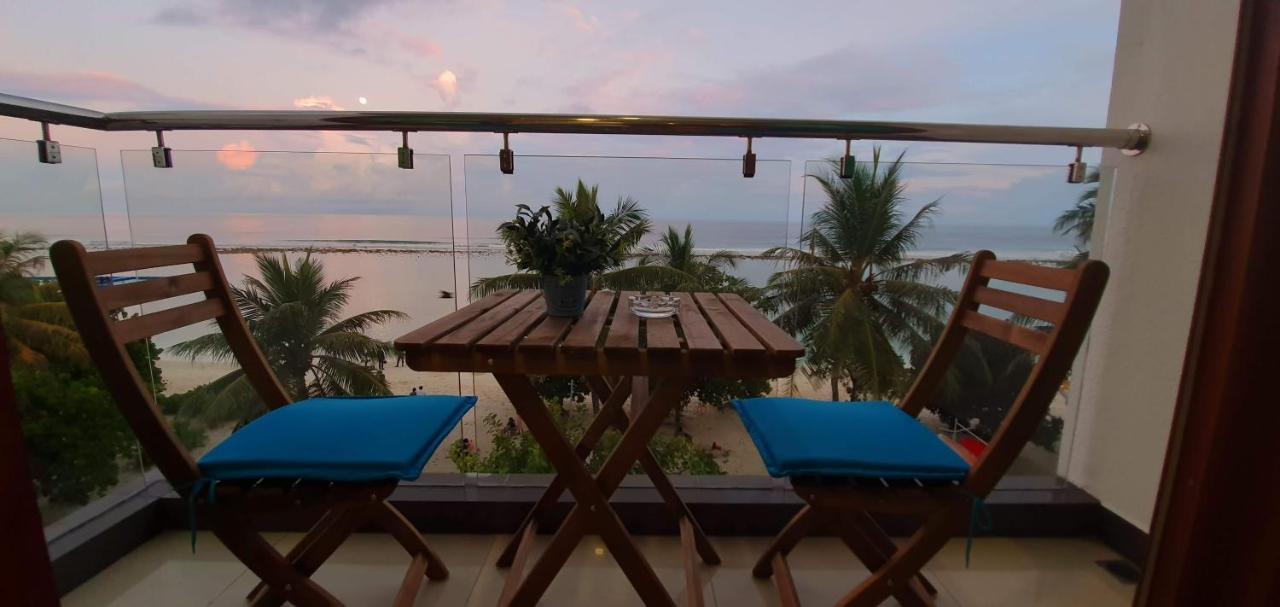 Huvan Beach Hotel At Hulhumalé Exterior foto