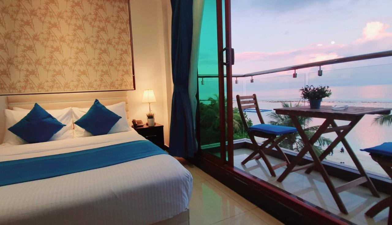 Huvan Beach Hotel At Hulhumalé Exterior foto