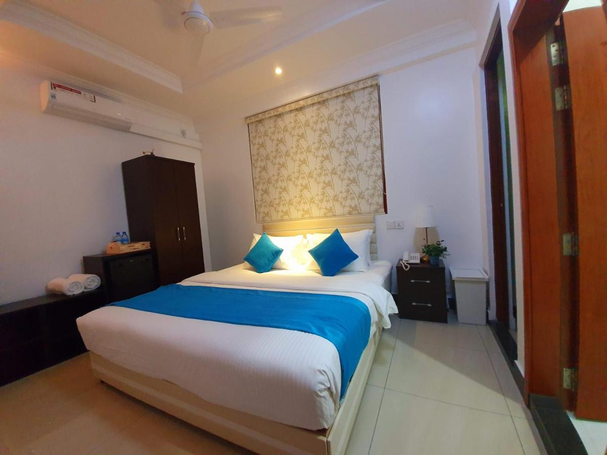 Huvan Beach Hotel At Hulhumalé Exterior foto